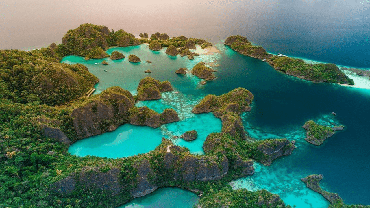 Pesona Raja Ampat: Surga Tersembunyi di Timur Indonesia